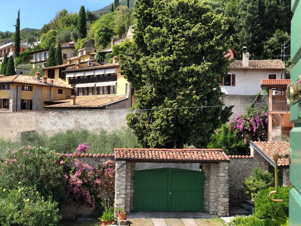 Casa Angela Villa Toscolano Maderno Exterior photo